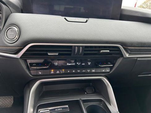 Certified 2025 MAZDA CX-70 Plug-In Hybrid w/ Premium Pkg image 16