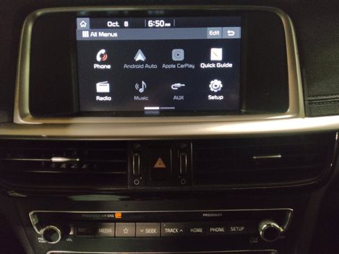 Used 2020 Kia Optima LX image 25