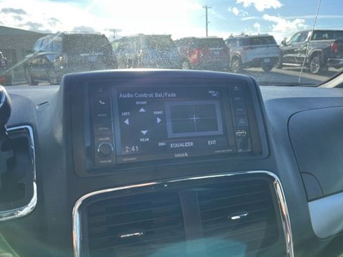 Used 2019 Dodge Grand Caravan GT image 45