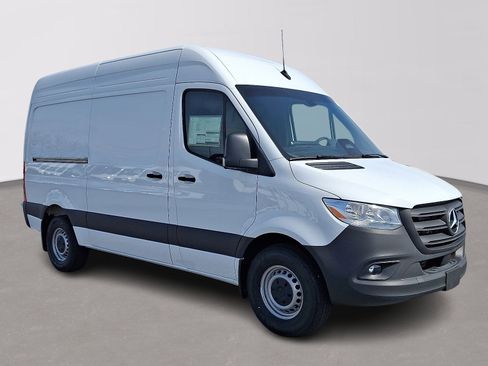New 2026 Mercedes-Benz Sprinter 2500 image 3