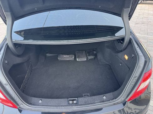 Used 2009 Mercedes-Benz C 300 Sedan image 22