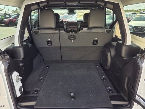 New 2026 Jeep Wrangler Sahara AWD/4WD image 10