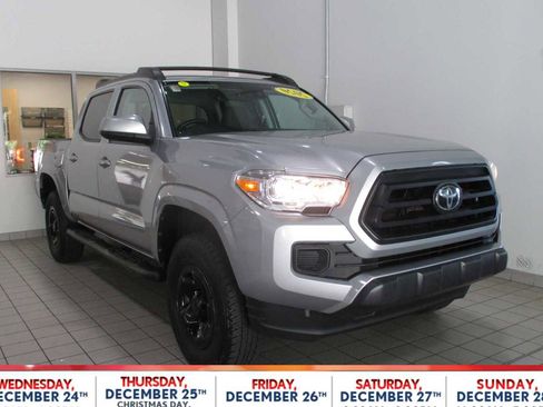 Used 2020 Toyota Tacoma SR image 33