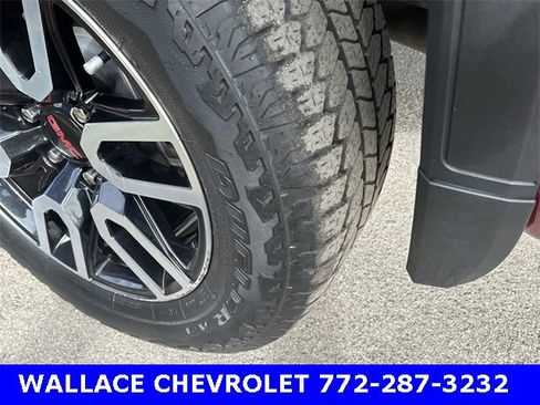 Used 2020 GMC Sierra 1500 AT4 w/ AT4 Premium Package image 13