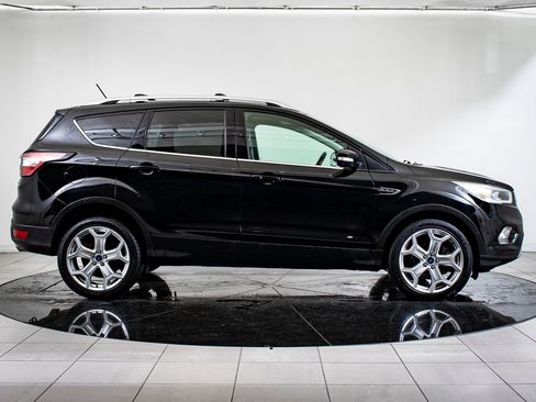 Used 2018 Ford Escape Titanium image 6