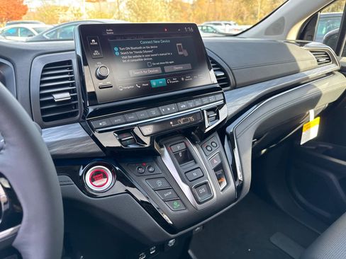 New 2026 Honda Odyssey Elite image 28