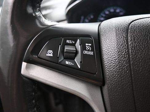 Used 2019 Chevrolet Trax LT w/ LT Convenience Package FWD image 15