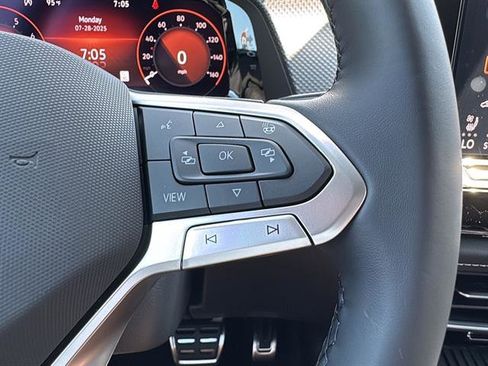 New 2025 Volkswagen Atlas Cross Sport SEL Premium R-Line image 20