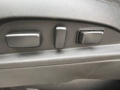Certified 2017 Chevrolet Equinox LT w/ Convenience Package FWD image 14