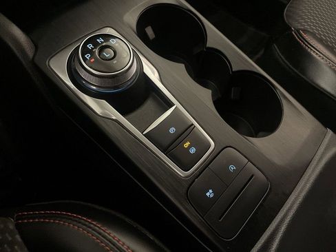 Used 2023 Ford Escape ST-Line image 9