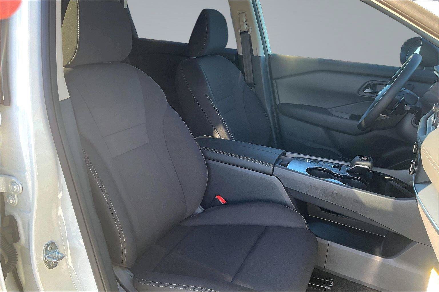 New 2026 Nissan Rogue S FWD image 9