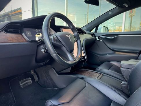 Used 2019 Tesla Model S Long Range image 48