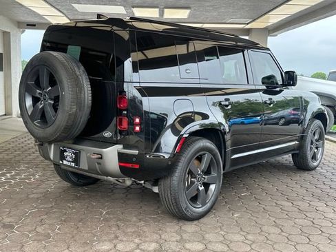 Used 2022 Land Rover Defender 110 X-Dynamic HSE AWD/4WD image 34