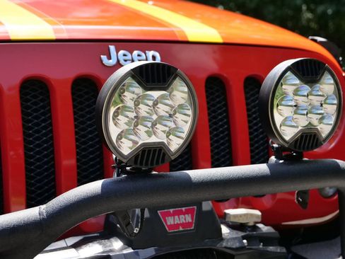 Used 2015 Jeep Wrangler Unlimited Sahara w/ Max Tow Package AWD/4WD image 45
