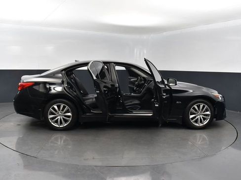 Used 2016 INFINITI Q50 3.0t Premium w/ 3.0T Premium Plus Package AWD/4WD image 28