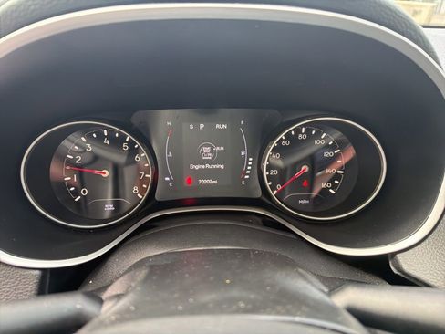 Used 2021 Jeep Compass Latitude FWD image 11