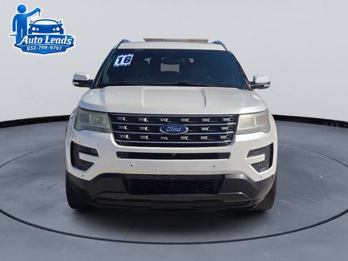 Used 2016 Ford Explorer Limited FWD image 4