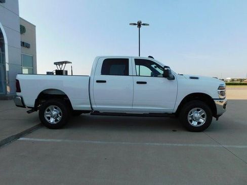 New 2026 RAM 2500 Tradesman image 32