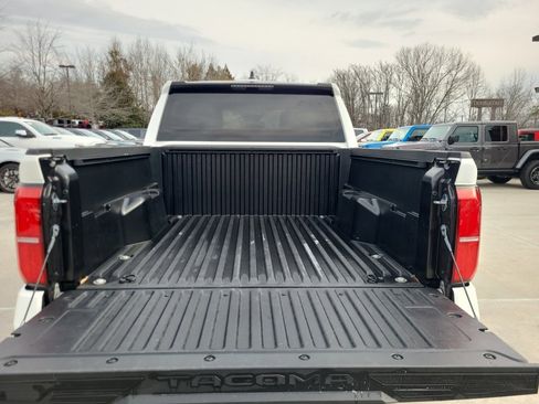 Used 2024 Toyota Tacoma SR5 image 18
