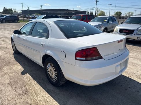 Used 2001 Chrysler Sebring LX FWD image 2