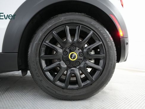 Used 2023 MINI Cooper SE image 17