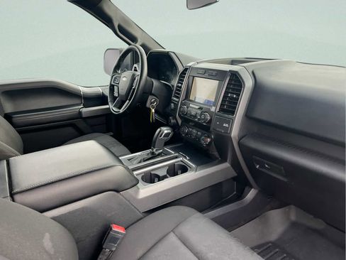 Used 2020 Ford F150 XLT w/ Equipment Group 302A Luxury image 15