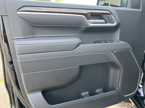 New 2026 GMC Sierra 1500 Elevation image 24