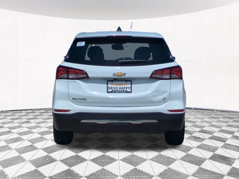 Used 2024 Chevrolet Equinox LT FWD image 4