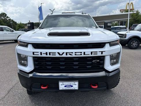 Used 2023 Chevrolet Silverado 2500 Custom w/ Custom Value Package AWD/4WD image 8