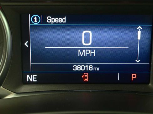 Used 2022 GMC Terrain SLE w/ Driver Convenience Package AWD/4WD image 16