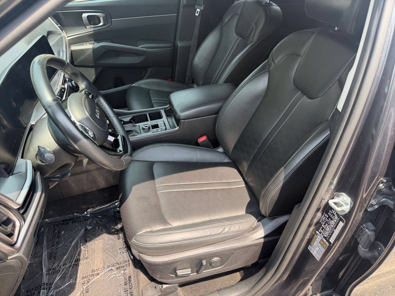 Used 2024 Kia Sorento S AWD/4WD image 37