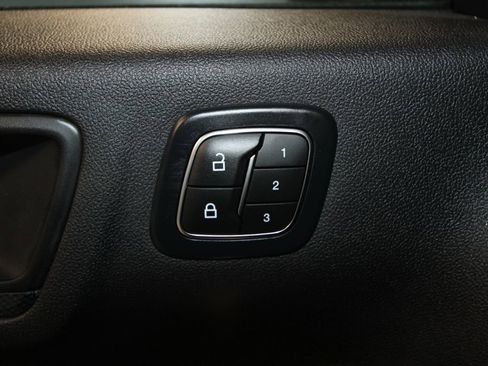 Used 2025 Ford Escape ST-Line Elite w/ Premium Technology Package image 9