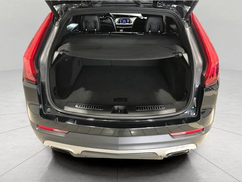 Used 2020 Cadillac XT4 Premium Luxury AWD/4WD image 13