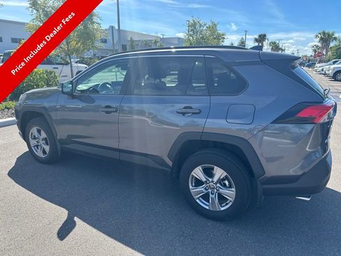 Used 2024 Toyota RAV4 XLE w/ Convenience Package FWD image 3