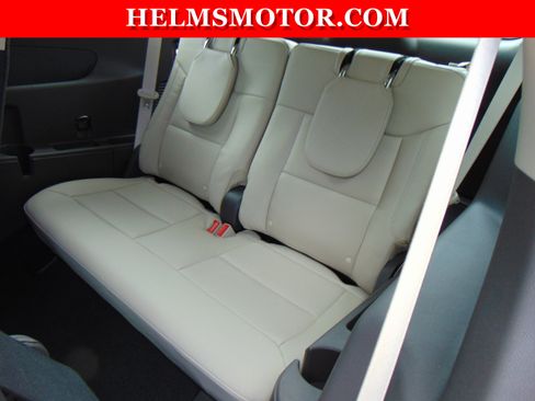 Used 2023 Ford Explorer Platinum w/ Technology Package image 35