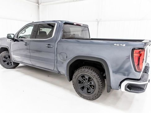 Used 2020 GMC Sierra 1500 SLE w/ SLE Value Package AWD/4WD image 4