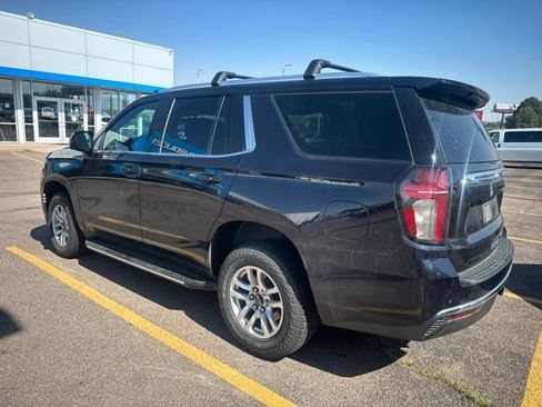 Used 2021 Chevrolet Tahoe LT w/ Luxury Package AWD/4WD image 6