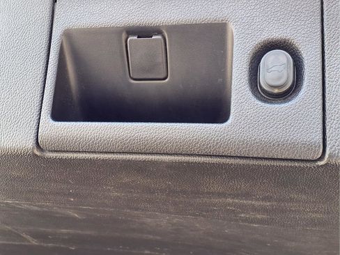 Used 2016 Chevrolet Tahoe LT image 15