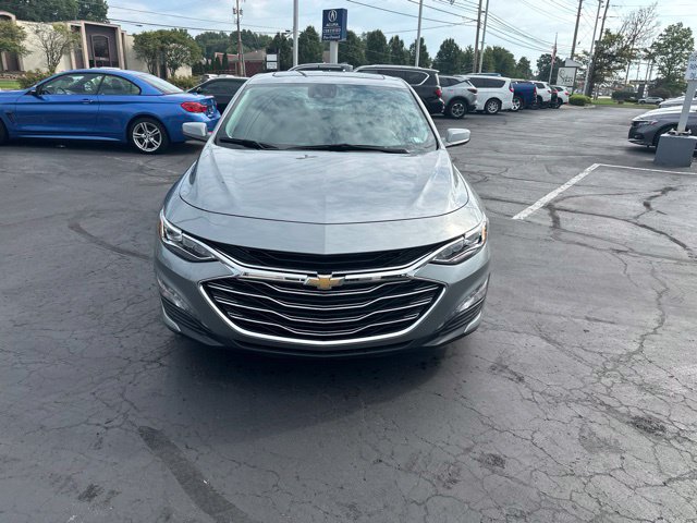 Used 2024 Chevrolet Malibu LT FWD image 2