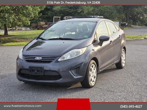 Used 2012 Ford Fiesta S FWD image 1