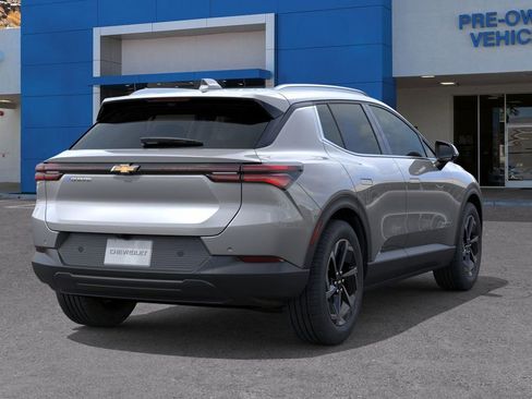 New 2026 Chevrolet Equinox EV LT image 4