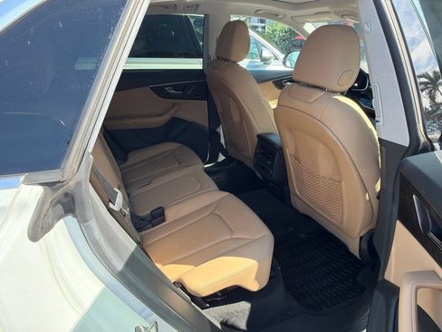 Certified 2023 Audi Q8 Premium w/ Convenience Package AWD/4WD image 12