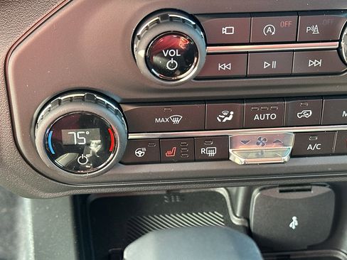 New 2025 Ford Bronco Badlands AWD/4WD image 21