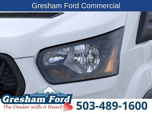 New 2026 Ford Transit 250 148 Medium Roof RWD image 21