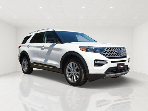 Certified 2023 Ford Explorer Limited w/ Equipment Group 301A AWD/4WD image 1