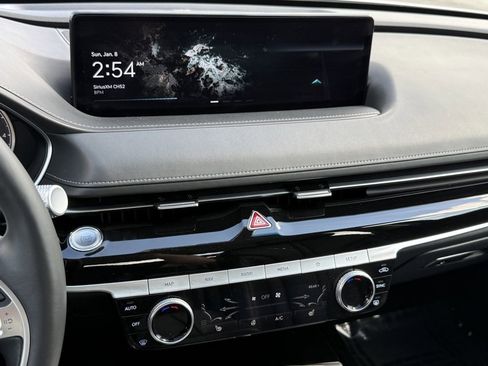 Used 2024 Genesis G80 2.5T image 14