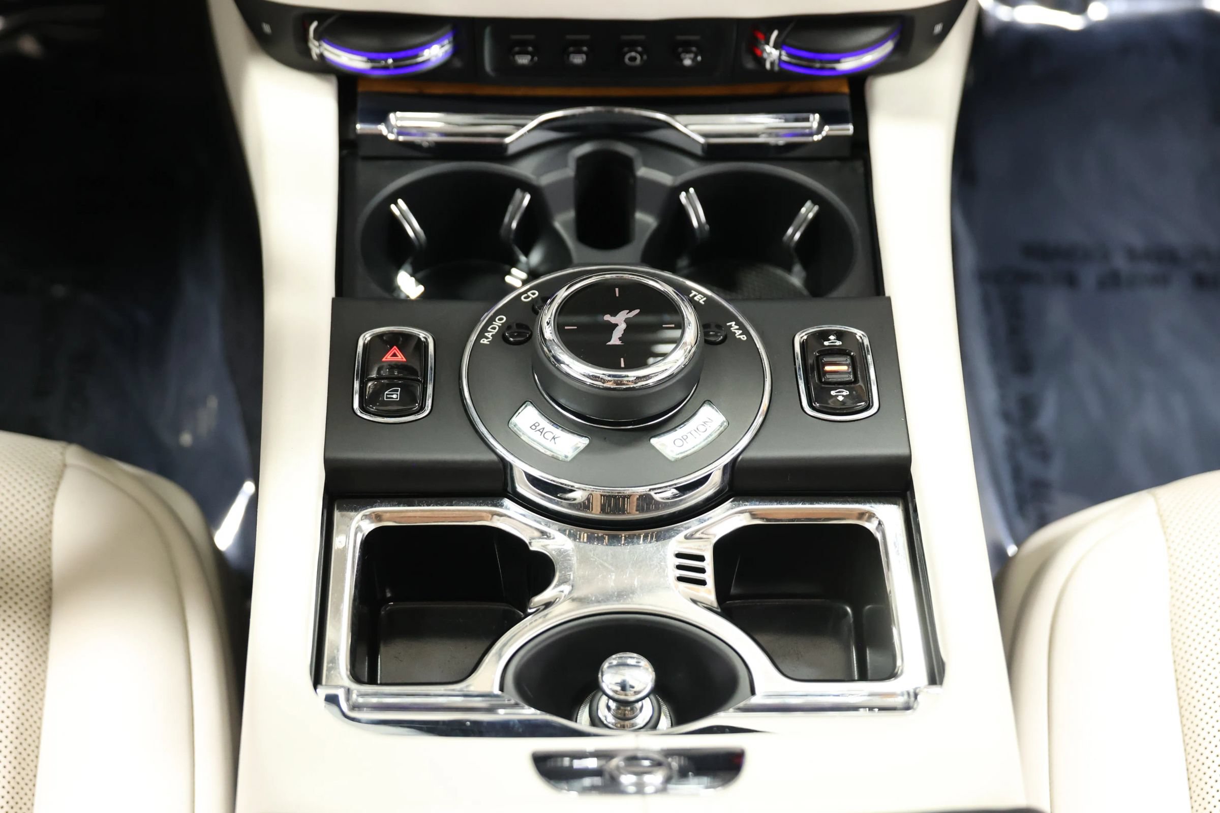 Used 2017 Rolls-Royce Wraith RWD image 56