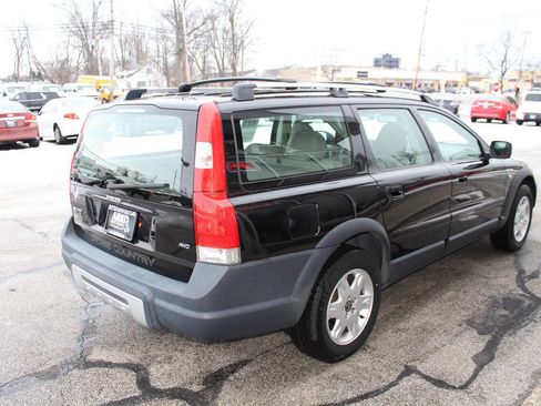 Used 2005 Volvo XC70 Base AWD 4dr Turbo Wagon image 7