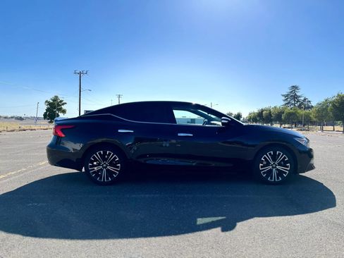 Used 2016 Nissan Maxima Platinum FWD image 4