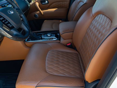 Certified 2023 INFINITI QX80 Sensory w/ Cargo Package RWD image 9